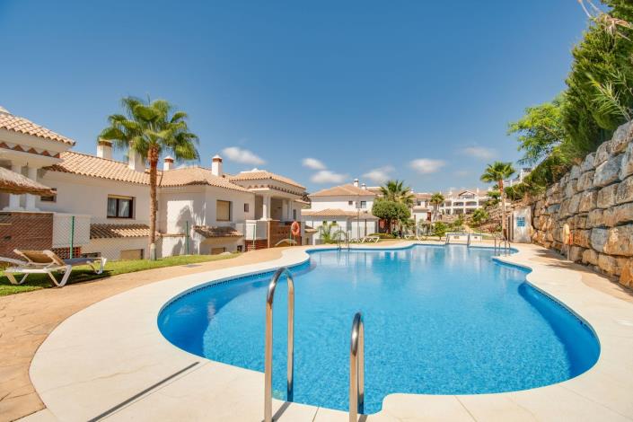 Image No.26-2 Bed Apartment for sale