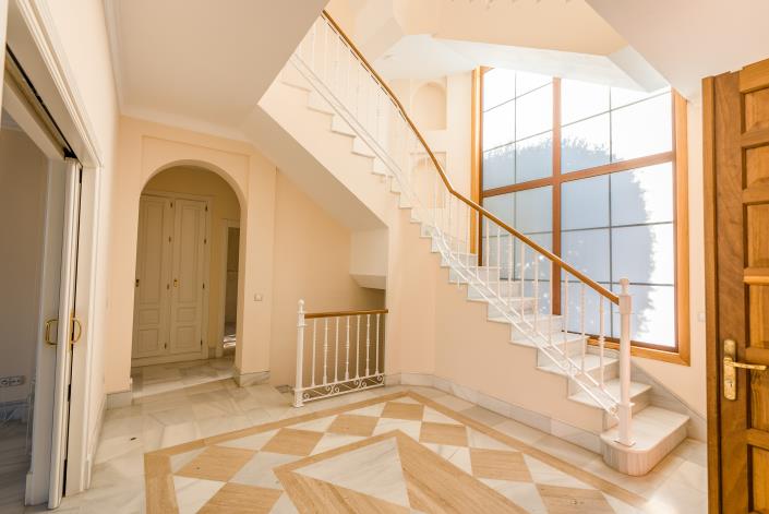 Image No.15-4 Bed Villa for sale