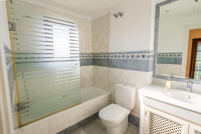 Image No.22-4 Bed Villa for sale