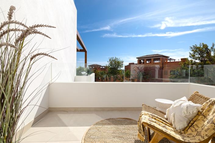 Image No.20-2 Bed Apartment for sale