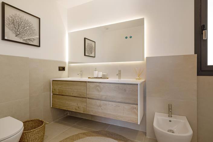 Image No.21-2 Bed Apartment for sale