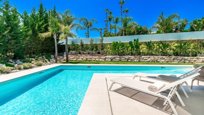 Image No.2-4 Bed Villa for sale