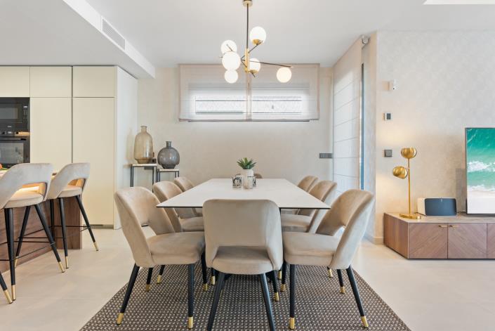 Image No.5-5 Bed Semi-Detached for sale