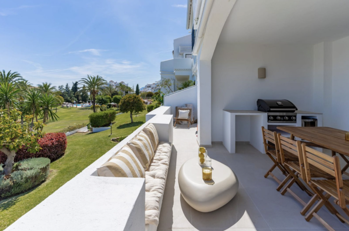 Image No.15-3 Bed Apartment for sale