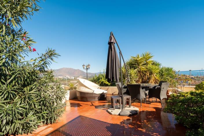 Image No.16-3 Bed Townhouse for sale