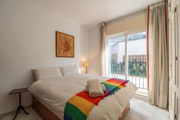 Image No.16-3 Bed Townhouse for sale