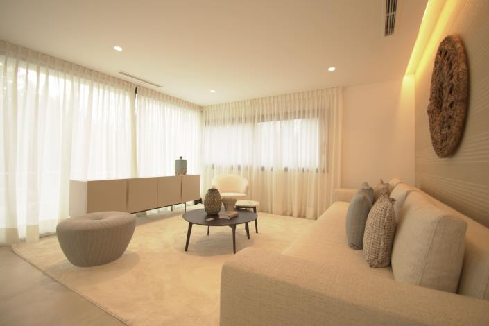 Image No.9-5 Bed Villa for sale