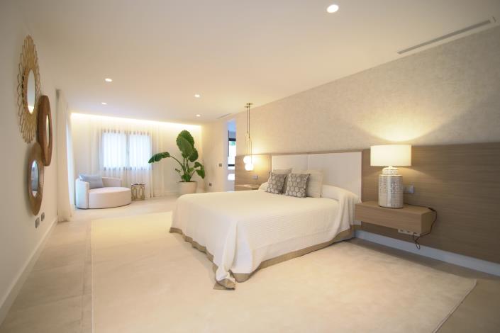 Image No.13-5 Bed Villa for sale