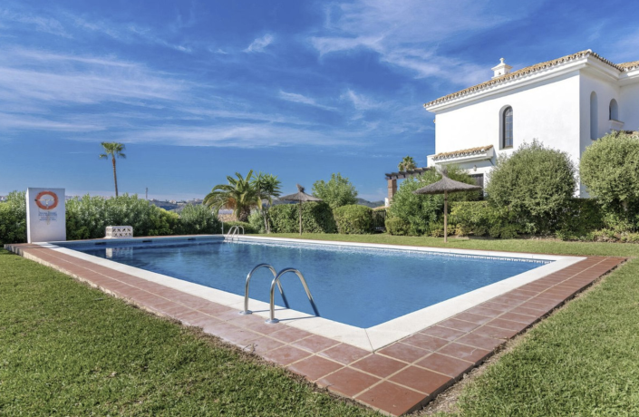 Image No.11-3 Bed Townhouse for sale