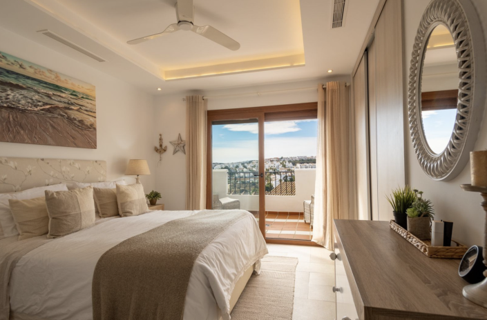 Image No.6-3 Bed Townhouse for sale