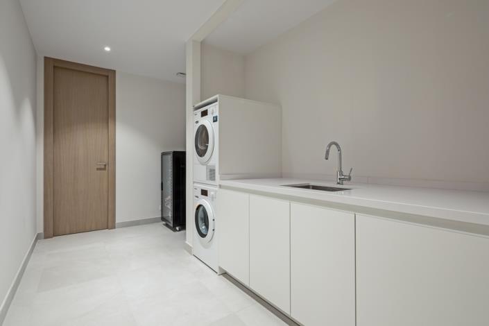 Image No.31-4 Bed Semi-Detached for sale