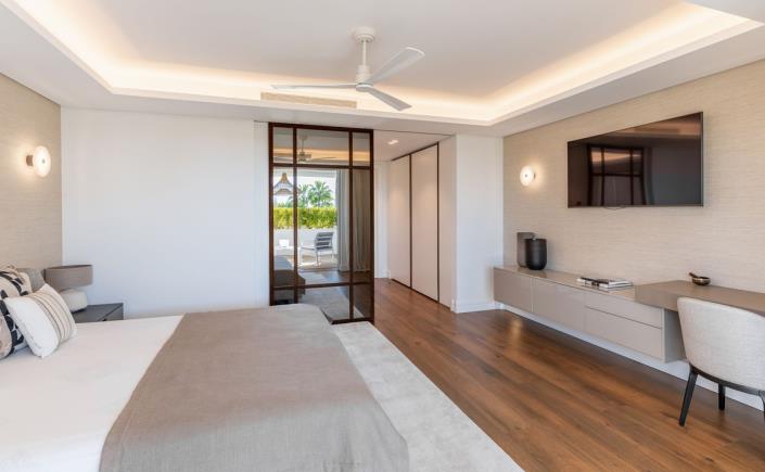 Image No.15-3 Bed Apartment for sale