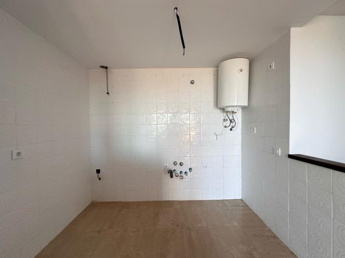 Image No.22-2 Bed Apartment for sale