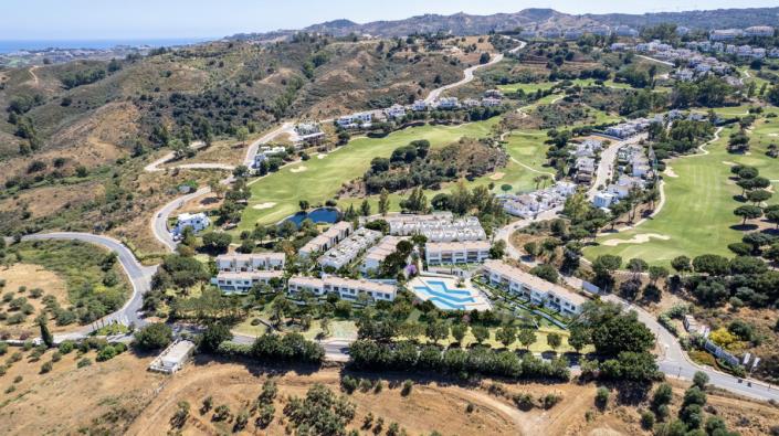 Image No.14-2 Bed Townhouse for sale