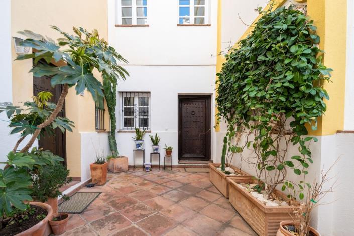 Image No.8-3 Bed Townhouse for sale