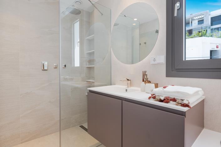 Image No.19-3 Bed Apartment for sale