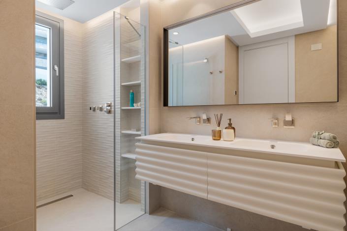 Image No.26-3 Bed Apartment for sale