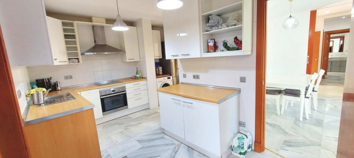 Image No.6-3 Bed Villa / Detached for sale