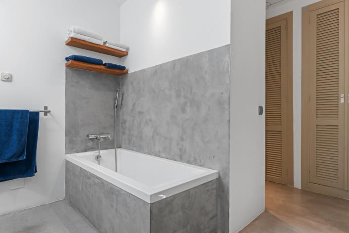 Image No.19-3 Bed Townhouse for sale