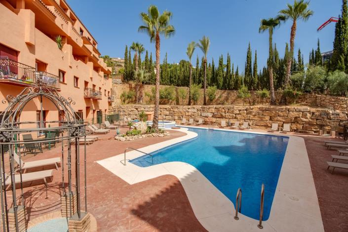 Image No.10-2 Bed Apartment for sale