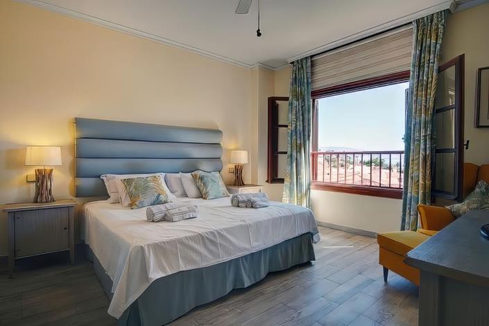 Image No.12-2 Bed Apartment for sale