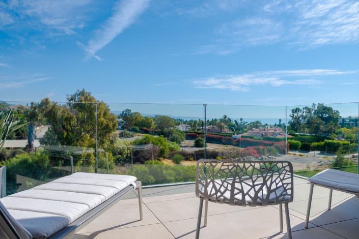 Image No.46-4 Bed Penthouse for sale