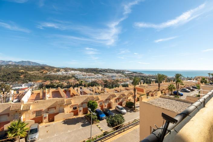 Image No.19-2 Bed Townhouse for sale