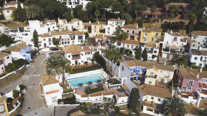 Image No.30-3 Bed Townhouse for sale