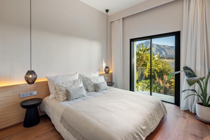 Image No.13-6 Bed Villa for sale