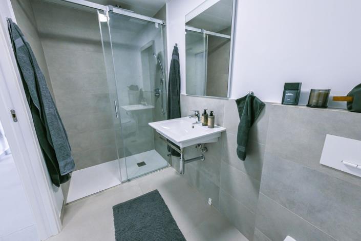 Image No.42-4 Bed Penthouse for sale