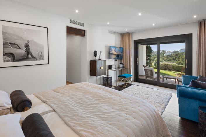 Image No.18-7 Bed Villa for sale