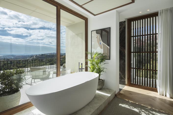 Image No.6-5 Bed Villa for sale