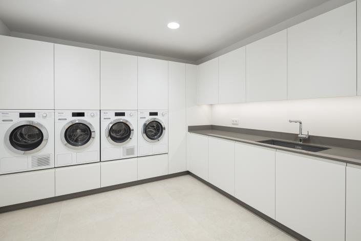 Image No.9-5 Bed Villa for sale