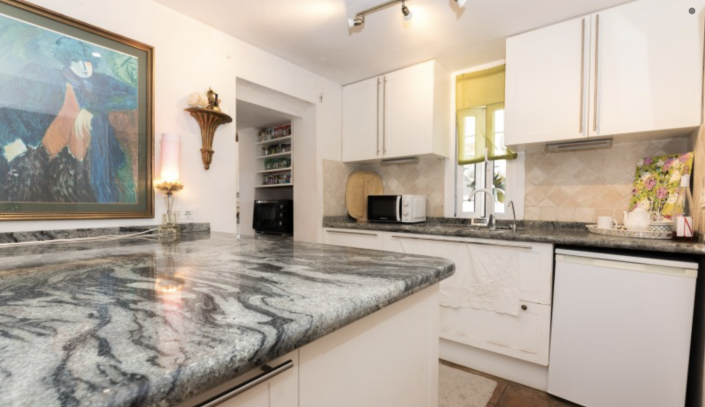 Image No.8-2 Bed Semi-Detached for sale