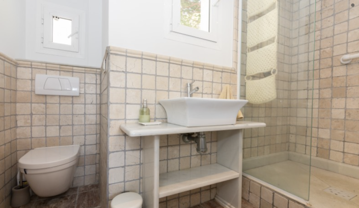 Image No.13-2 Bed Semi-Detached for sale