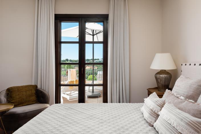 Image No.20-4 Bed Villa / Detached for sale