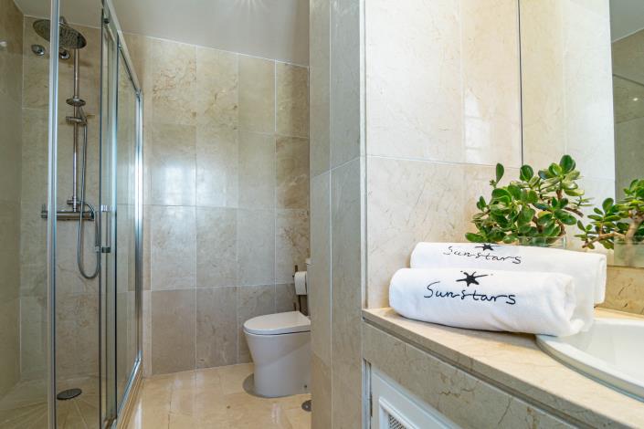 Image No.27-4 Bed Townhouse for sale