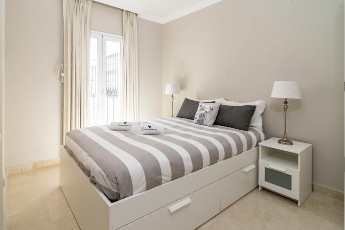 Image No.32-4 Bed Townhouse for sale