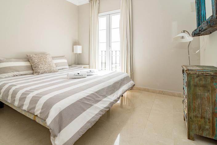 Image No.35-4 Bed Townhouse for sale