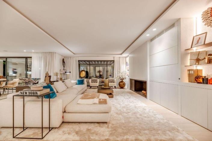 Image No.9-5 Bed Villa for sale