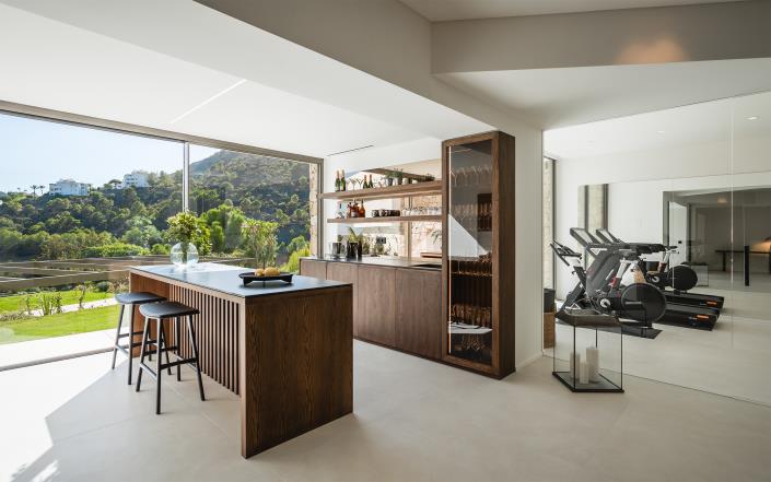 Image No.21-6 Bed Villa / Detached for sale