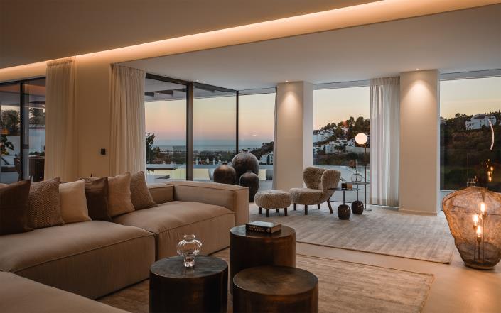 Image No.30-6 Bed Villa / Detached for sale