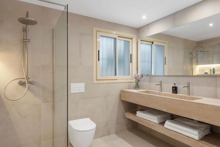 Image No.23-4 Bed Apartment for sale