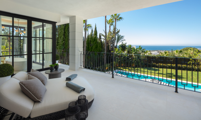 Image No.15-6 Bed Villa for sale