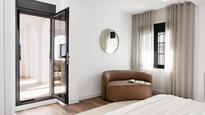 Image No.4-4 Bed Apartment for sale