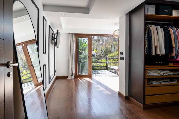 Image No.25-6 Bed Villa for sale