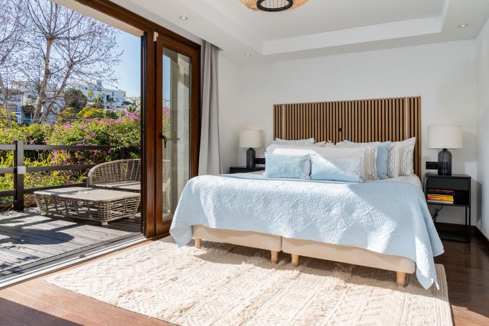 Image No.26-6 Bed Villa for sale