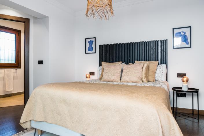 Image No.35-6 Bed Villa for sale