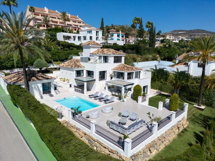 Image No.1-5 Bed Villa for sale