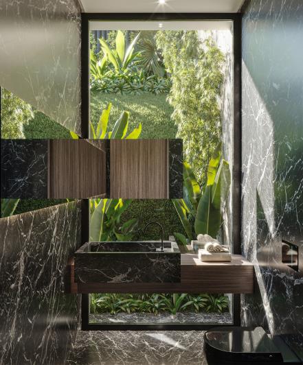 Image No.13-7 Bed Villa for sale